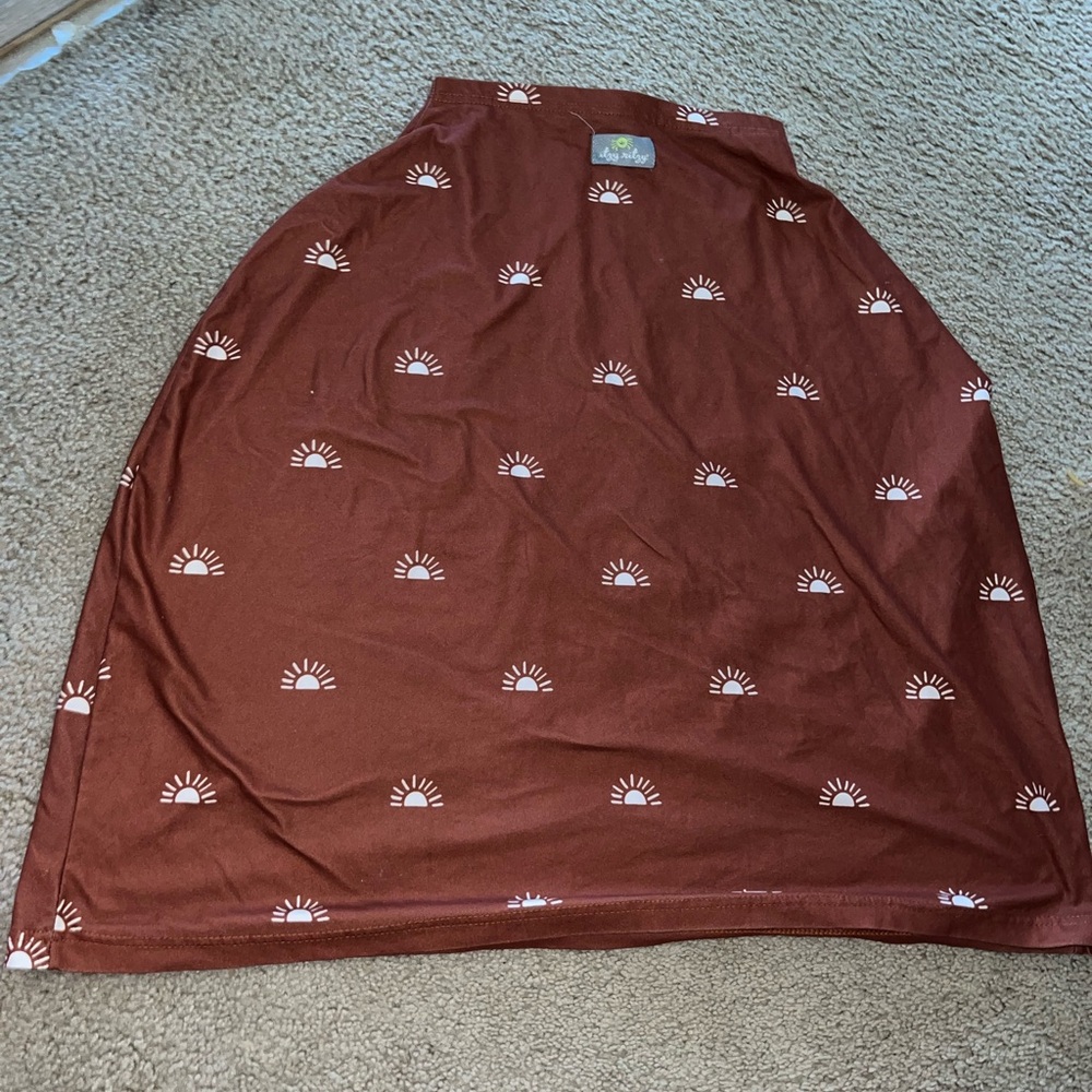Itzy-Ritzy Breastfeeding cover/ Car seat Cover